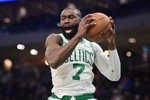 布朗：NBA是娱乐产业 动作不浮夸就没哨子&现实如此 不如精进演技